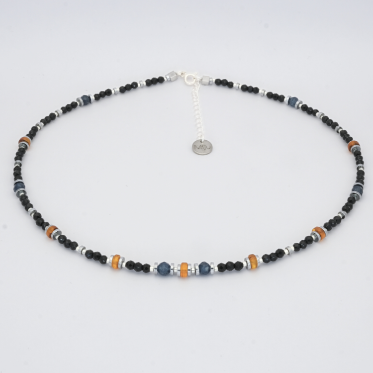 Czarny turmalin, bursztyn bałtycki, szafir - naszyjnik damski - kamień ochronny, optymizmu i zaufania