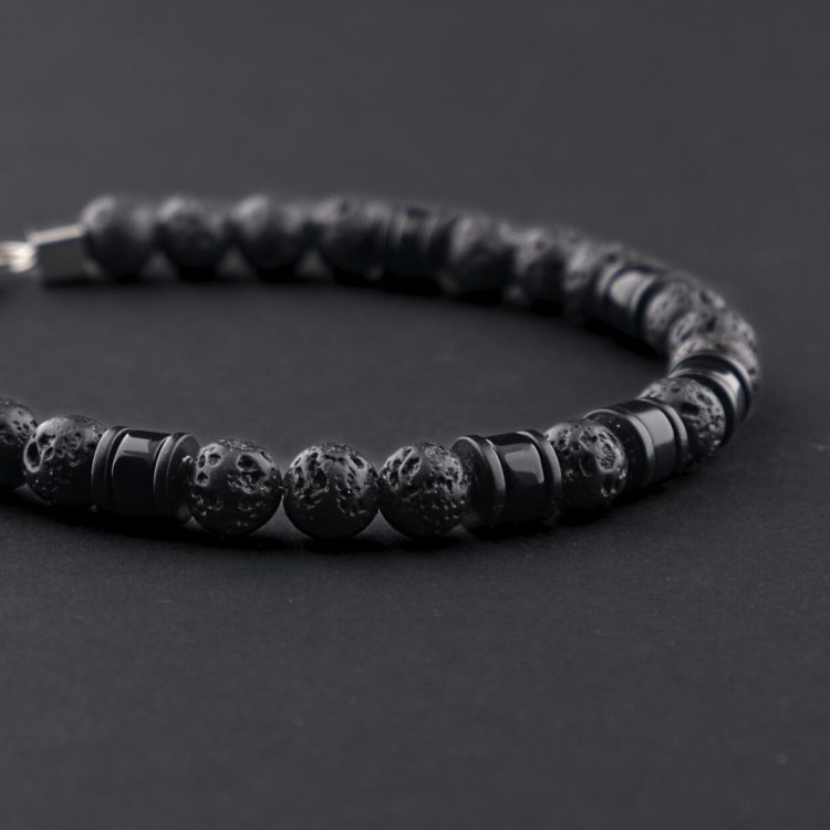 Czarna bransoleta męska z onyksem i lawą wulkaniczną