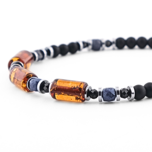 Minimalistyczna bransoletka meska z bursztynem bałtyckim, szafirem i agatem czarnym