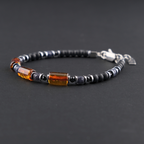 Minimalistyczna bransoletka meska z bursztynem bałtyckim, szafirem i agatem czarnym