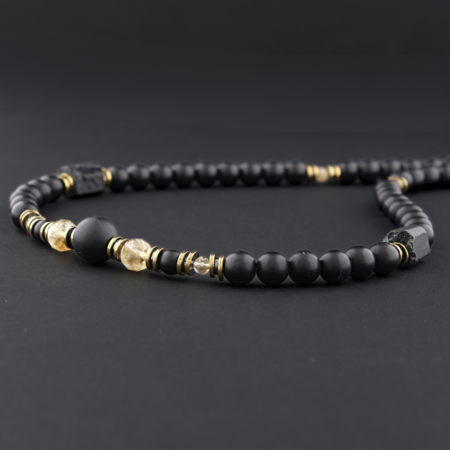 Długi złoty naszyjnik męski z czarnego turmalinu, cytrynu i onyksu od Miju Jewellery